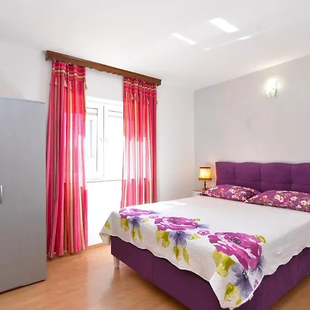 Zlata 2222 Apartament