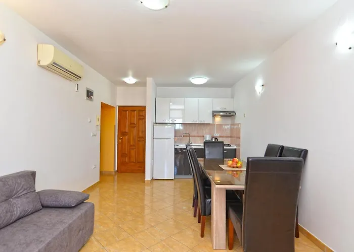 Zlata 2222 Apartman Pula