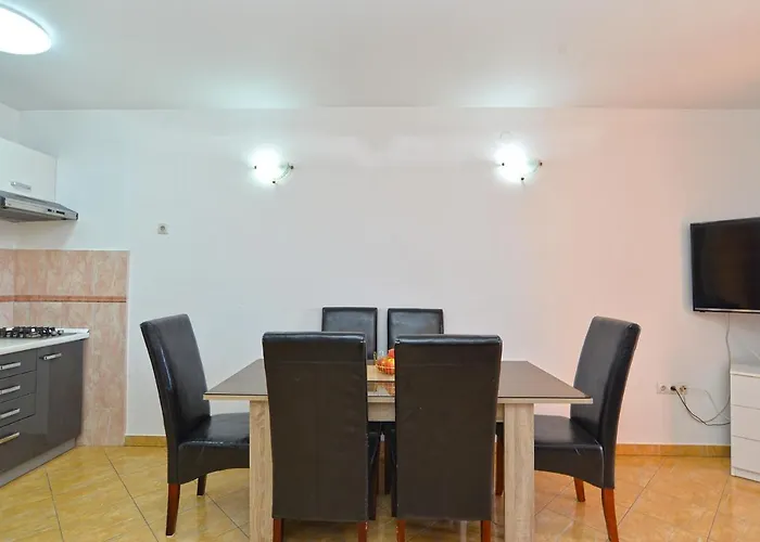 Apartment Zlata 2222 Pula